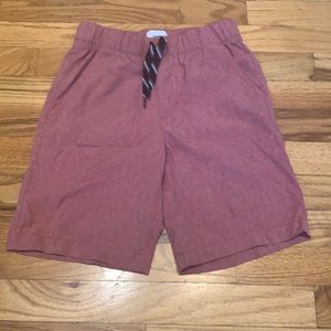 BOYS - swim trunks or water resistant shorts